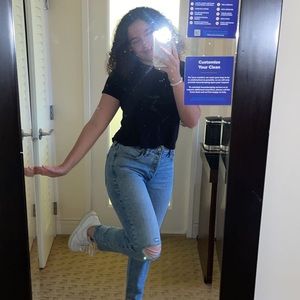 Meet your Posher, Desrea